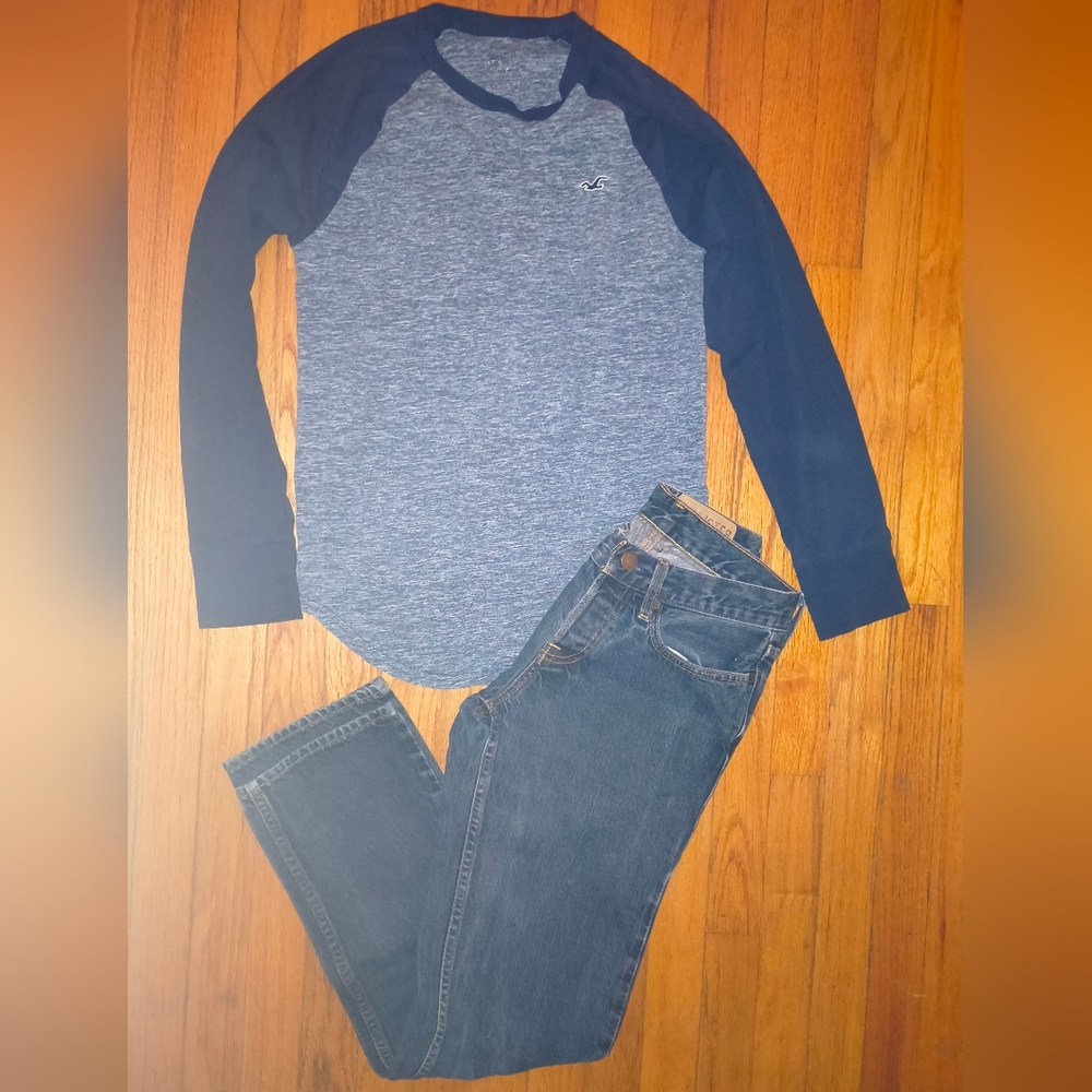 (B3G1) Hollister Jeans And Long Sleeve Outfit